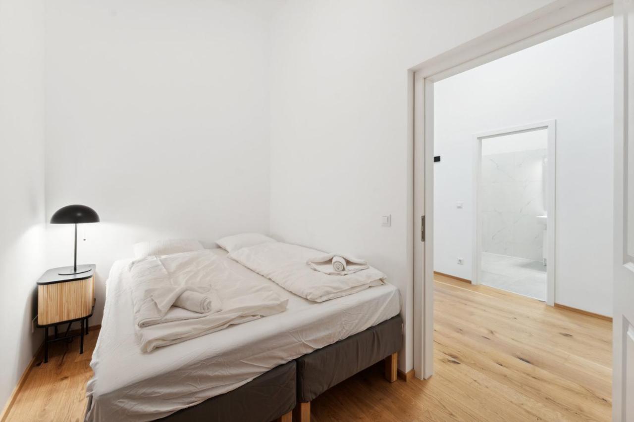Center Wien Designer Central Modern Apartment מראה חיצוני תמונה